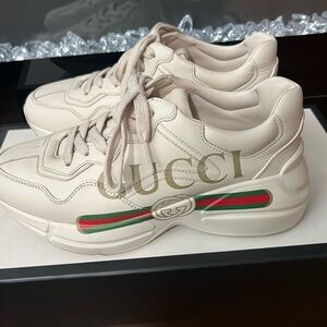 Rhyton Gucci logo Leather Sneakers